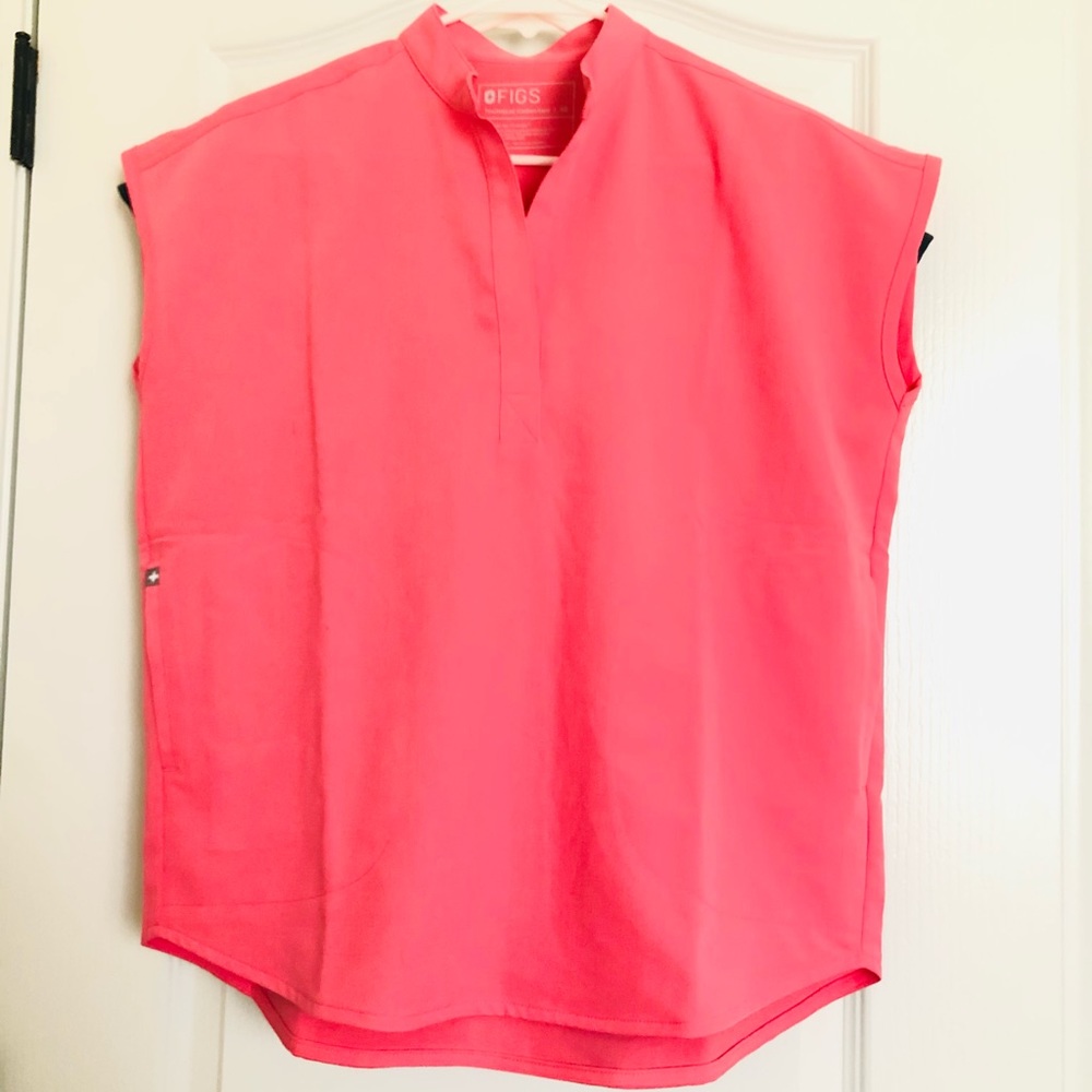 Figs Neon Pink Rafaela Top